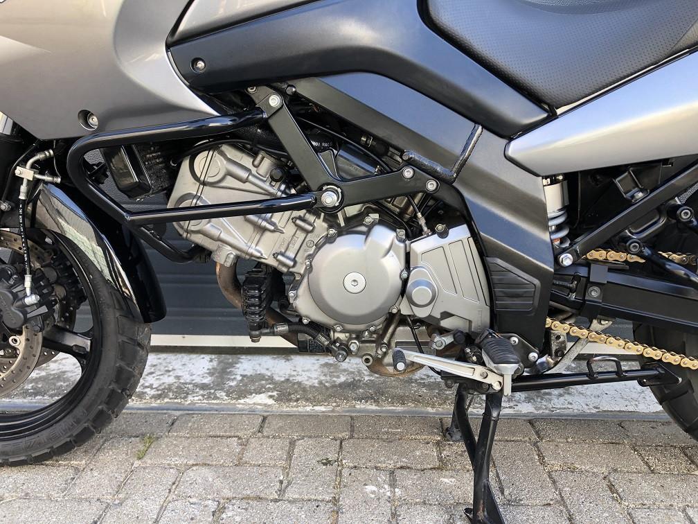 Complete Suzuki DL650 ABS uit 2008 met 30dkm, nieuwe banden etc €3795,-