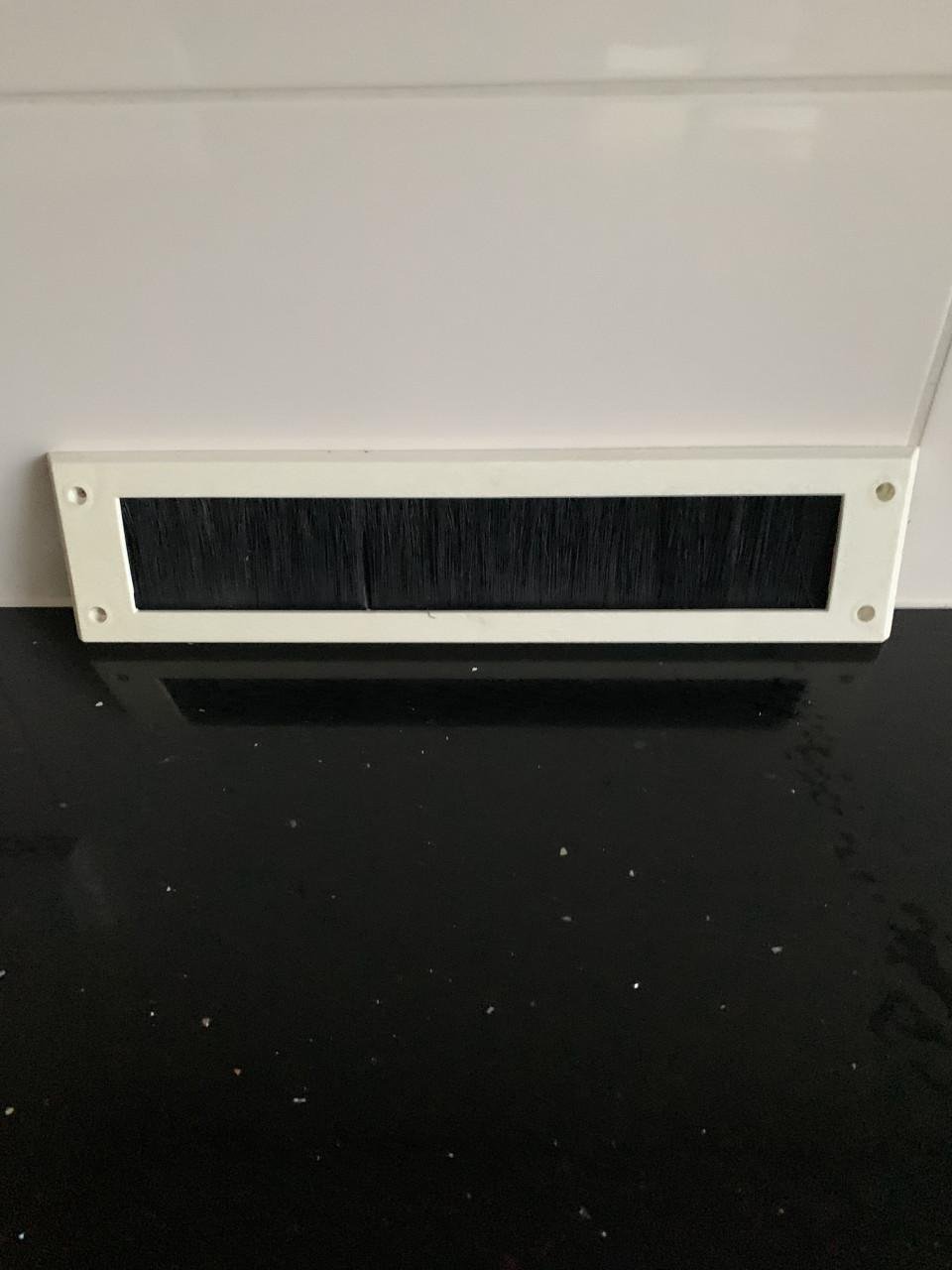 Brievenbus + bijbehorende deurknop