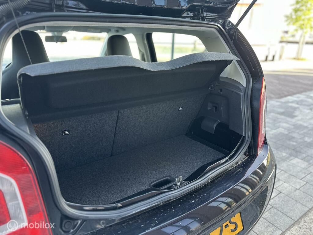 Volkswagen Up! 1.0 high up! BlueMotion Airco km111.711 Nap 5Deurs BJ2015