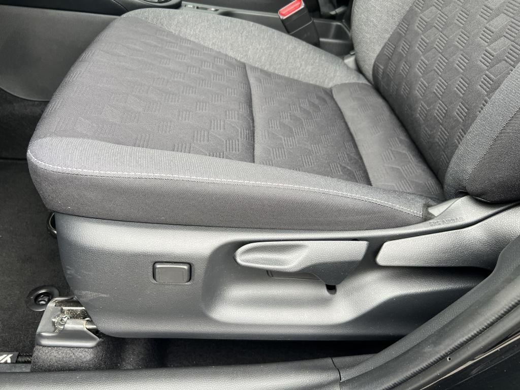 Toyota Yaris 1.5 hyb. 115 dynam | parkeersensoren | stoel+ stuur verwarming