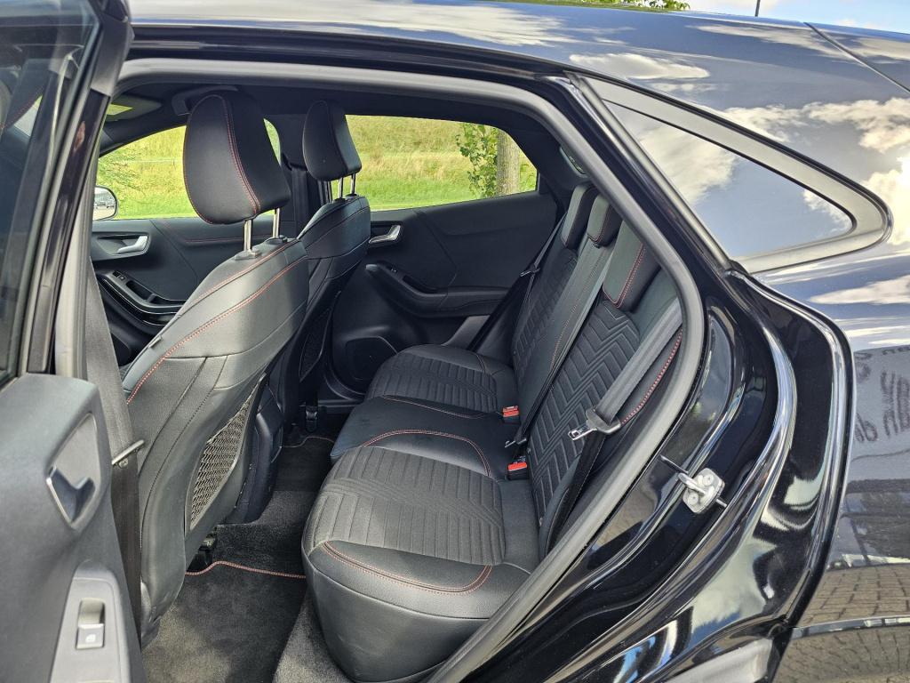 Ford Puma 1.0 ecoboost hybrid st-line x