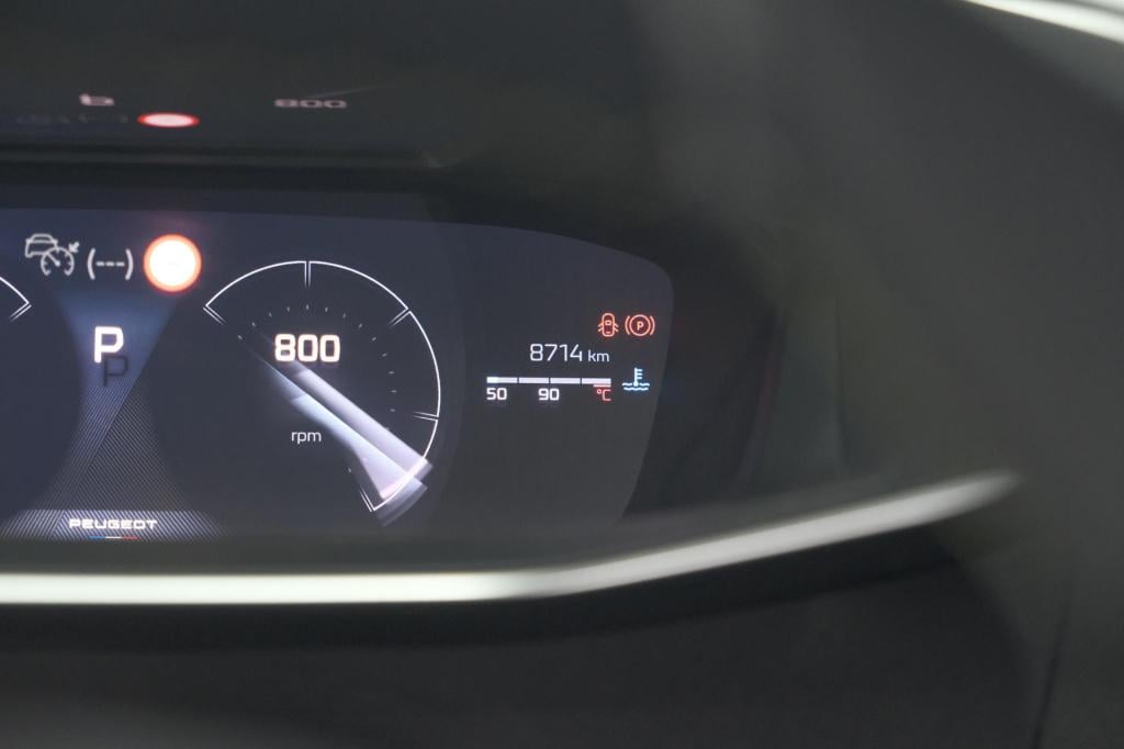 Peugeot 2008 puretech 130 eat8 gt | 360 camera | stoelmassage | adaptieve c