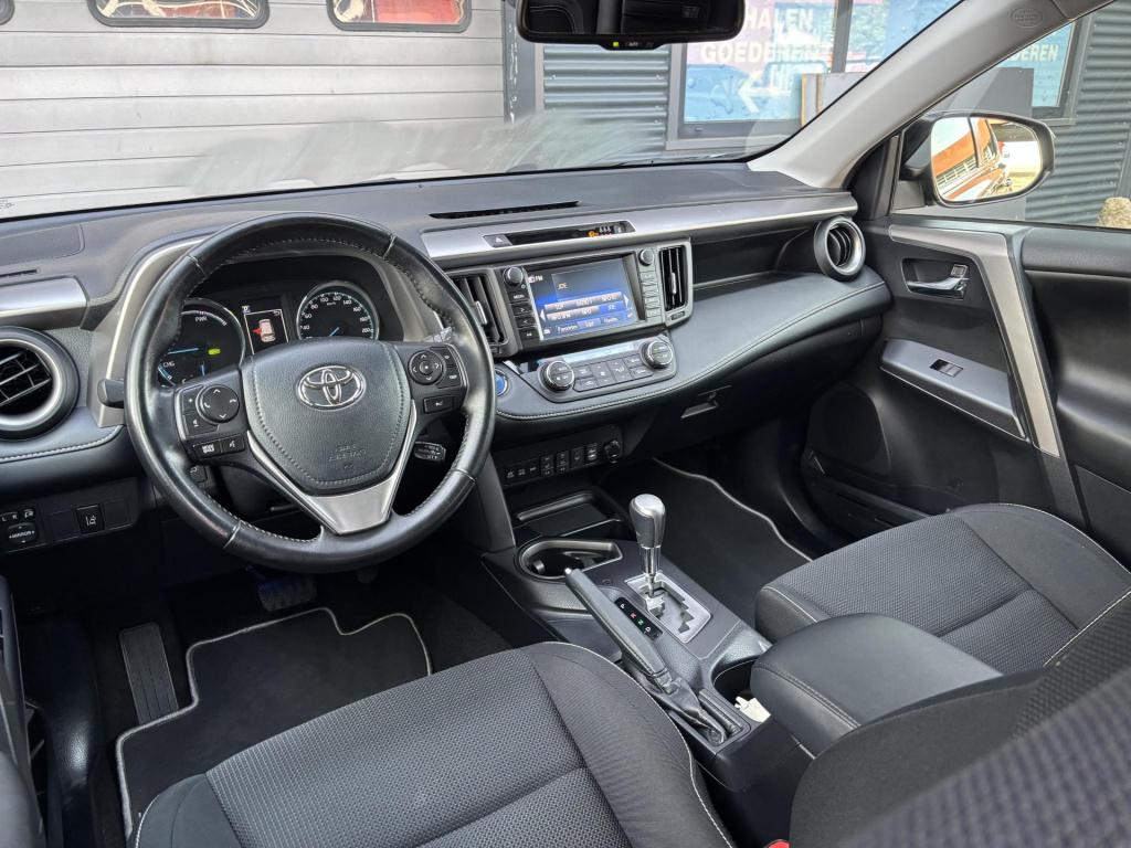 Toyota Rav4 2.5 hybrid dynamic