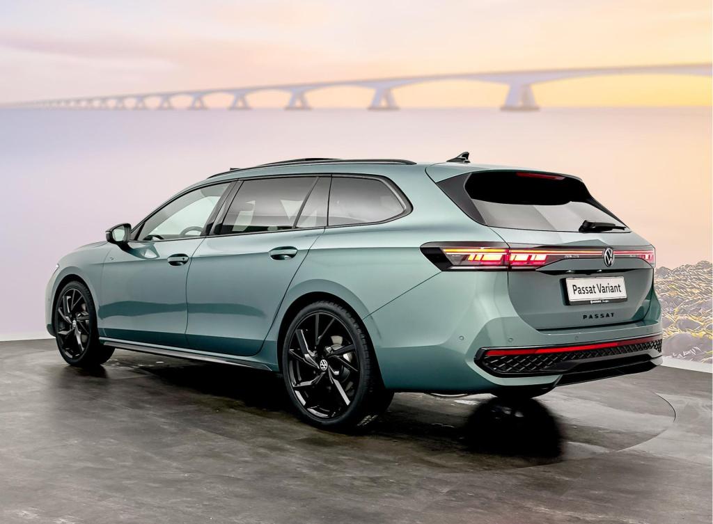 Volkswagen Passat variant 1.5 etsi r-line business dsg7 150pk