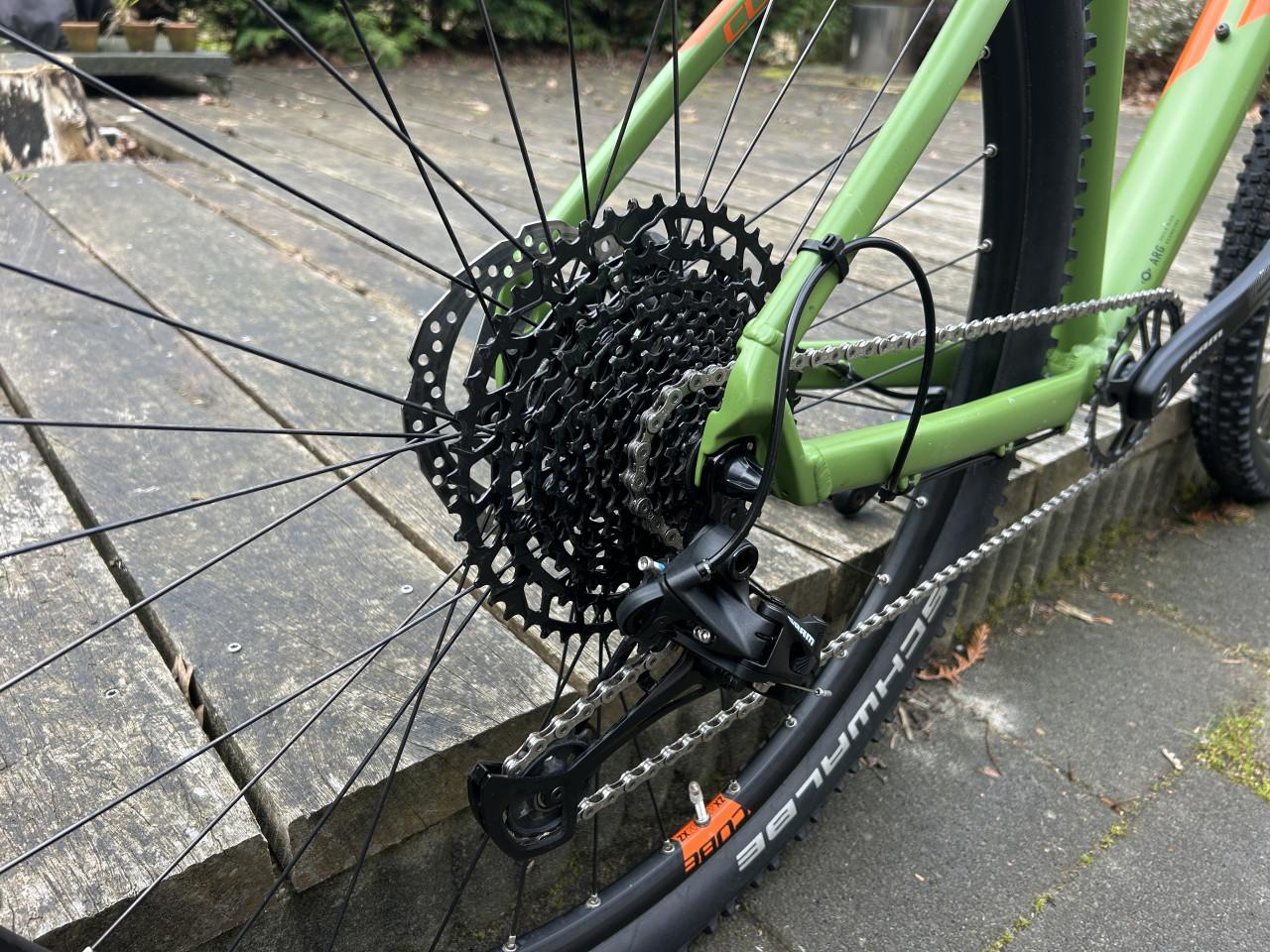 Mountainbike Cube Analog