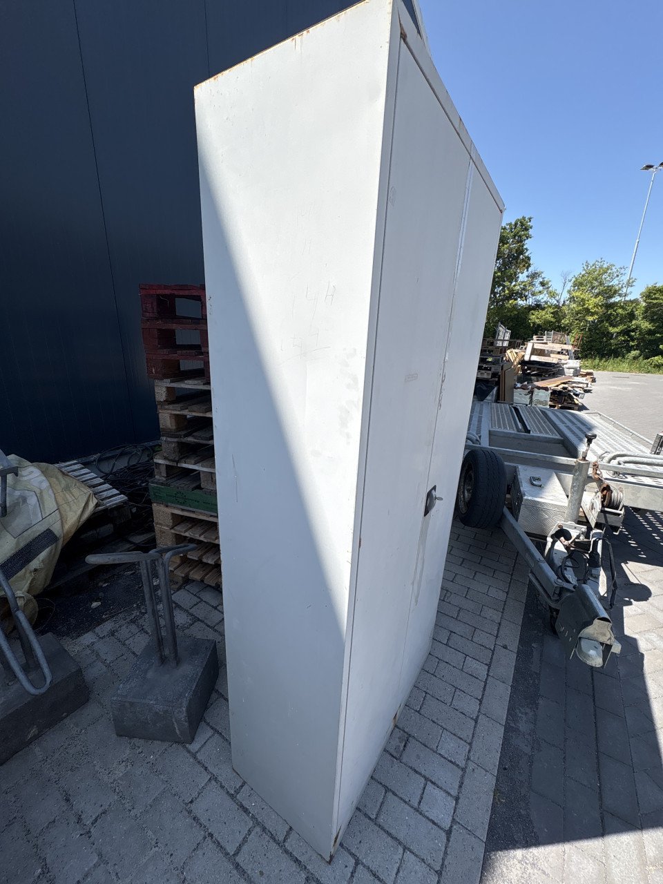 Draaideurkast garagekast metalen kast