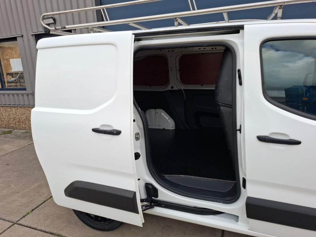 Opel Combo 1.6d l1h1 edition airco / cruise controle / navi / imperial / tr