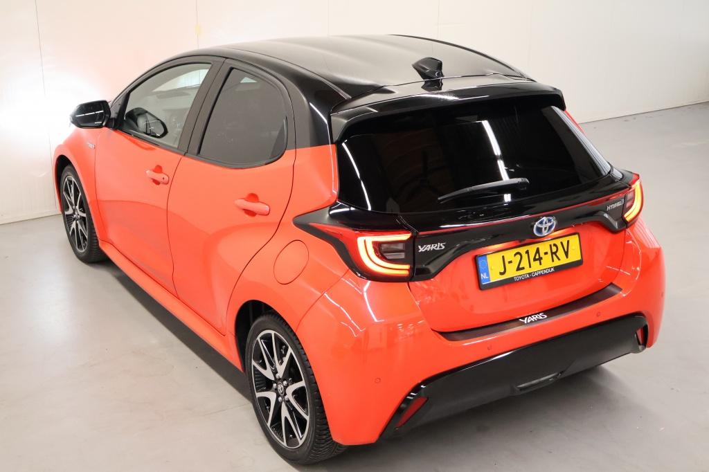 Toyota Yaris 1.5 hybrid launch edition nl auto