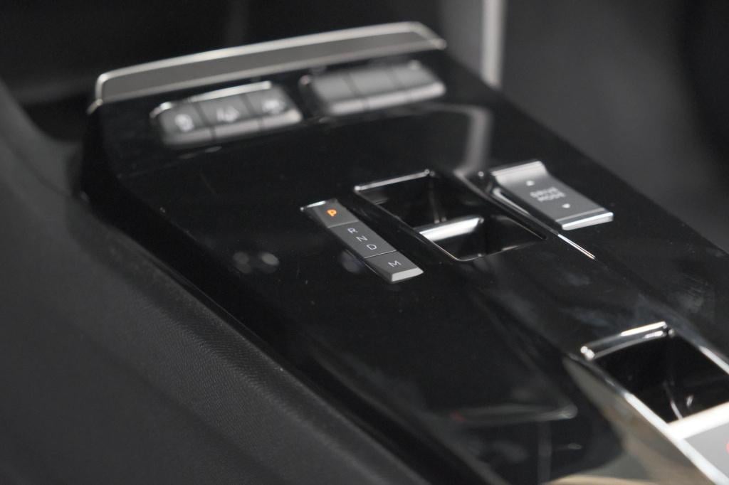 Opel Mokka turbo 130 at8 ultimate | camera | dodehoekdetectie | massage | a