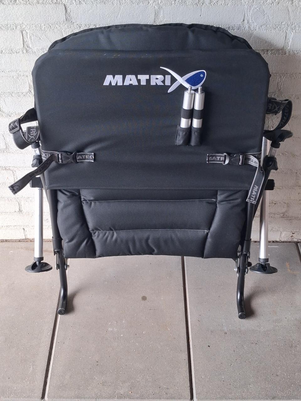 Matrix DeLuxe accessory chair.