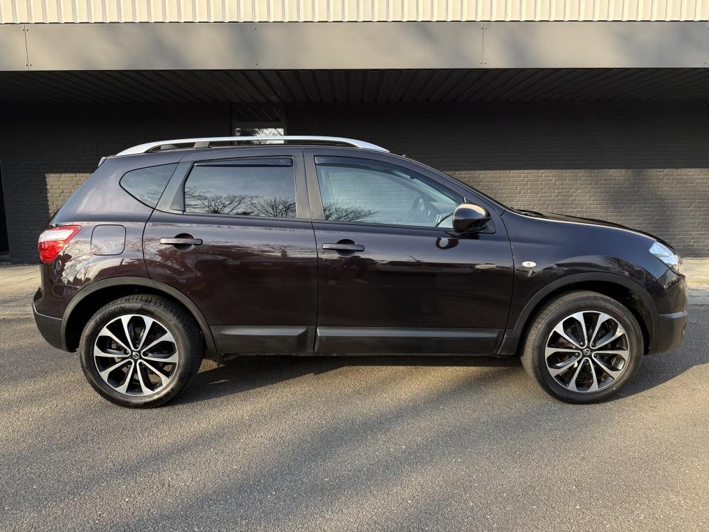 Nissan Qashqai 1.6 connect edition // trekhaak //