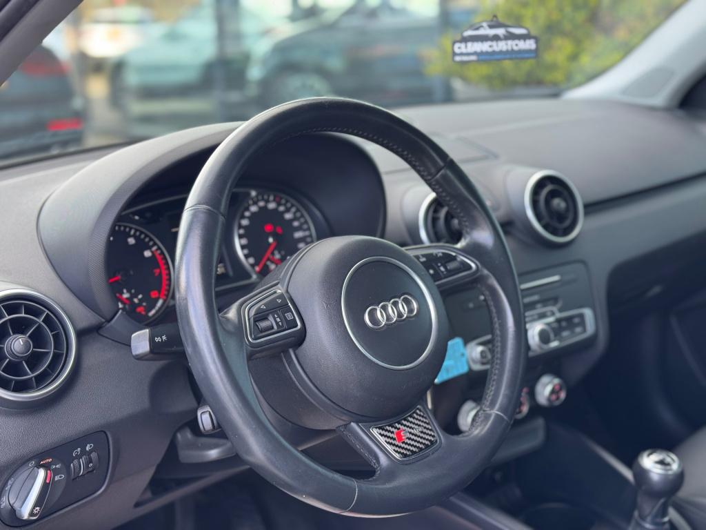 Audi A1 Sportback 1.0 tfsi s-line * nap * cruise control * 17 inch