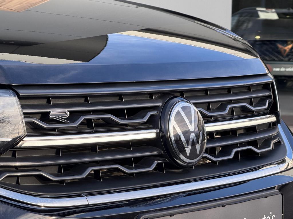 Volkswagen T-cross 1.5 tsi 150pk dsg r-line | camera | trekhaak | navi | iq