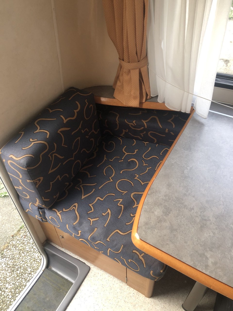 Caravan eriba 430t