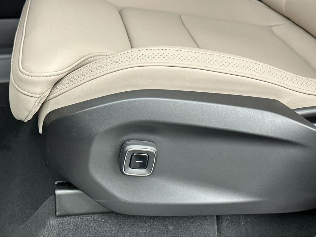 Volvo Ex90 twin motor elektrisch plus