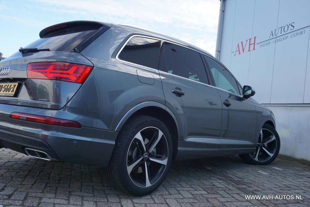 Audi Q7 3.0 tdi e-tron quattro sport