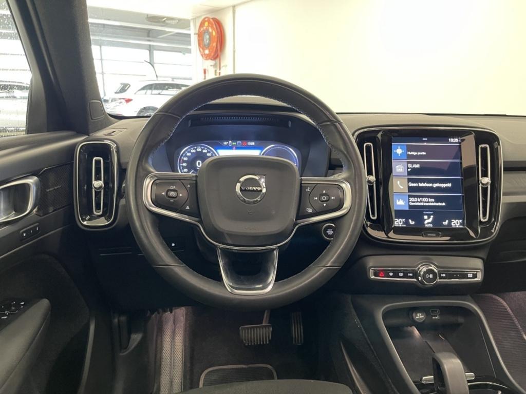 Volvo XC40 1.5 t4 plug-in hybrid ultimate dark | autopilot | harman/kardon 