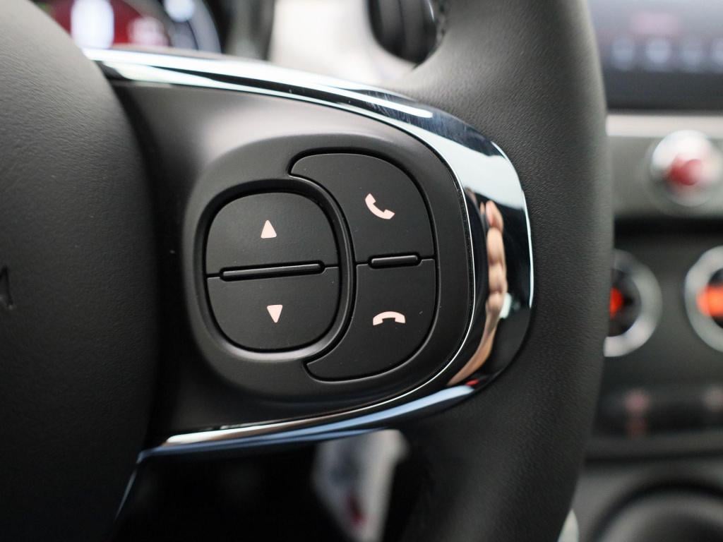 Fiat 500 1.0 hybrid dolcevita | panorama dak | parkeer sensoren | climate c
