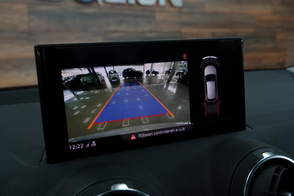 Audi Q2 1.5 tfsi | stoelverw. | trekhaak | camera | keyless |