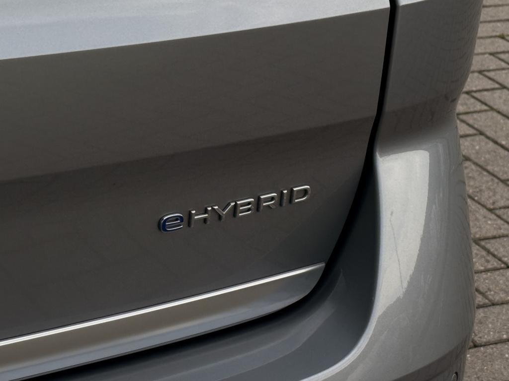 Volkswagen Multivan 1.4 ehybrid l2h1 vip style | elek. trekhaak | acc | lan
