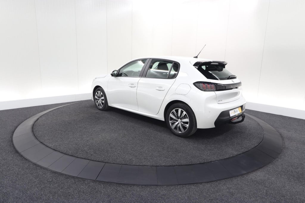 Peugeot 208 puretech 100 eat8 active | trekhaak | parkeersensoren | navigat