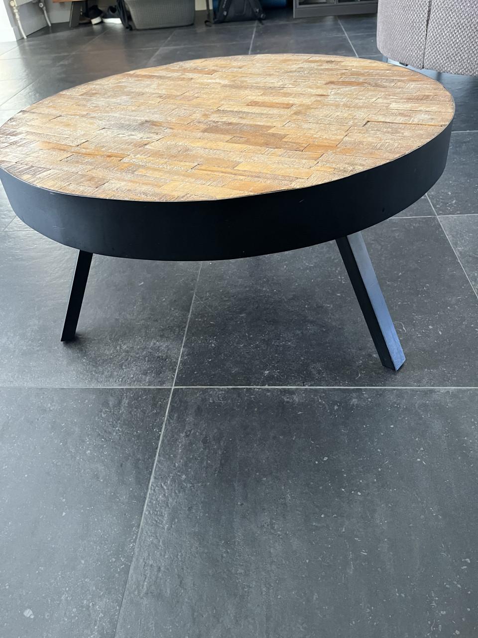 Te koop Salontafeltje