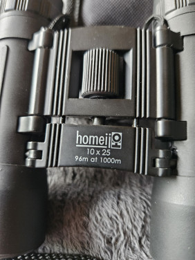 Kleine krachtige rubberen homeij verrekijker 10 x 25....
