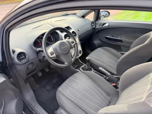 Opel Corsa 1.4-16v business