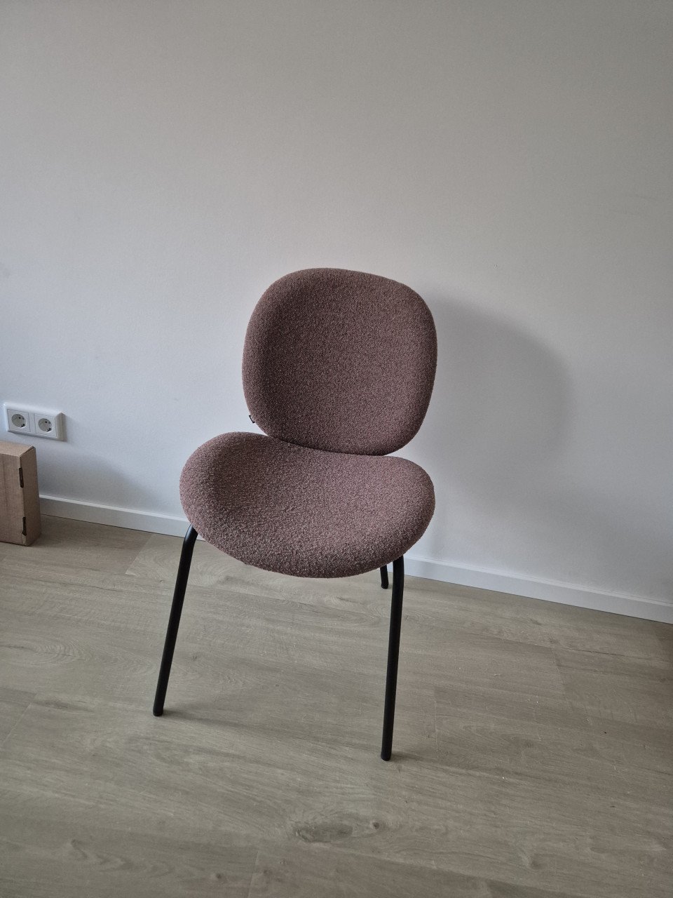 Twee eetkamerstoelen