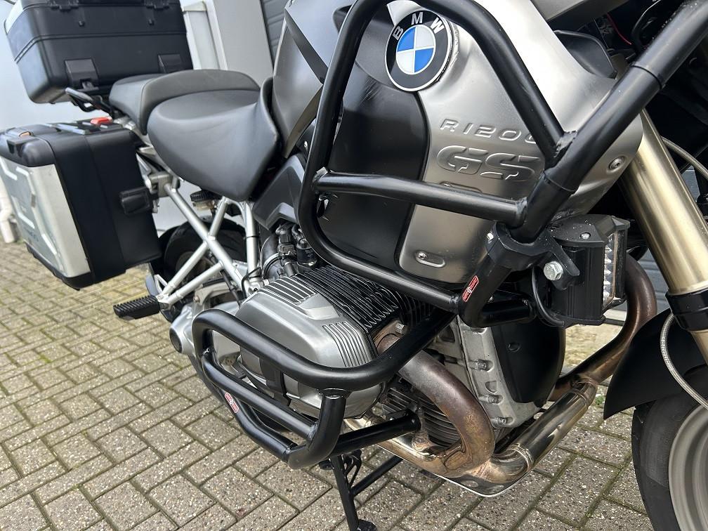 BMW R1200GS uit 2010 met 55dkm, kofferset, valbeugels etc. €7250,-