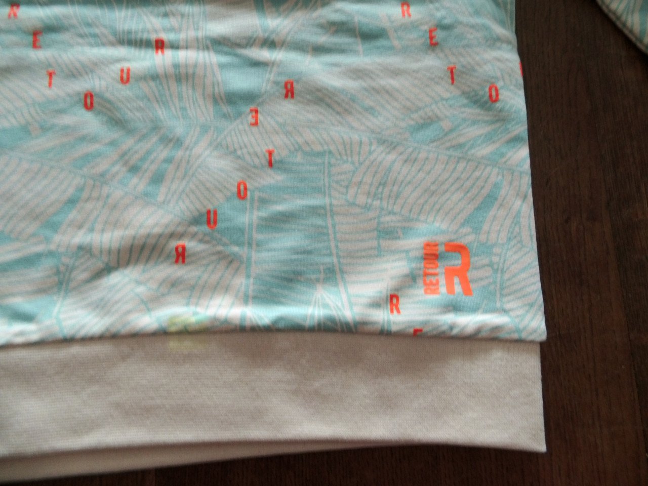 Shirt van Retour maat 116.
