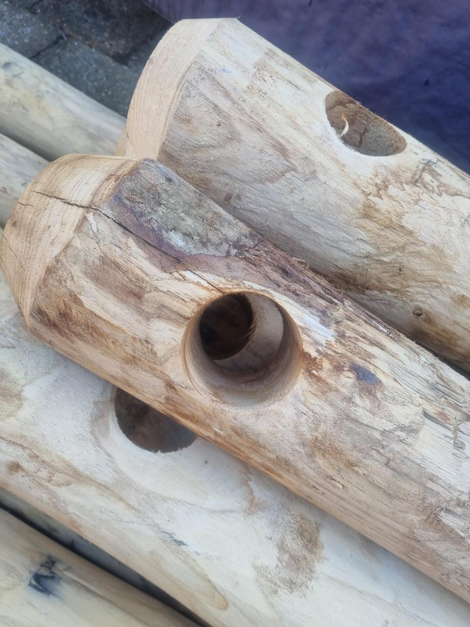 Kastanje palen  post en rail