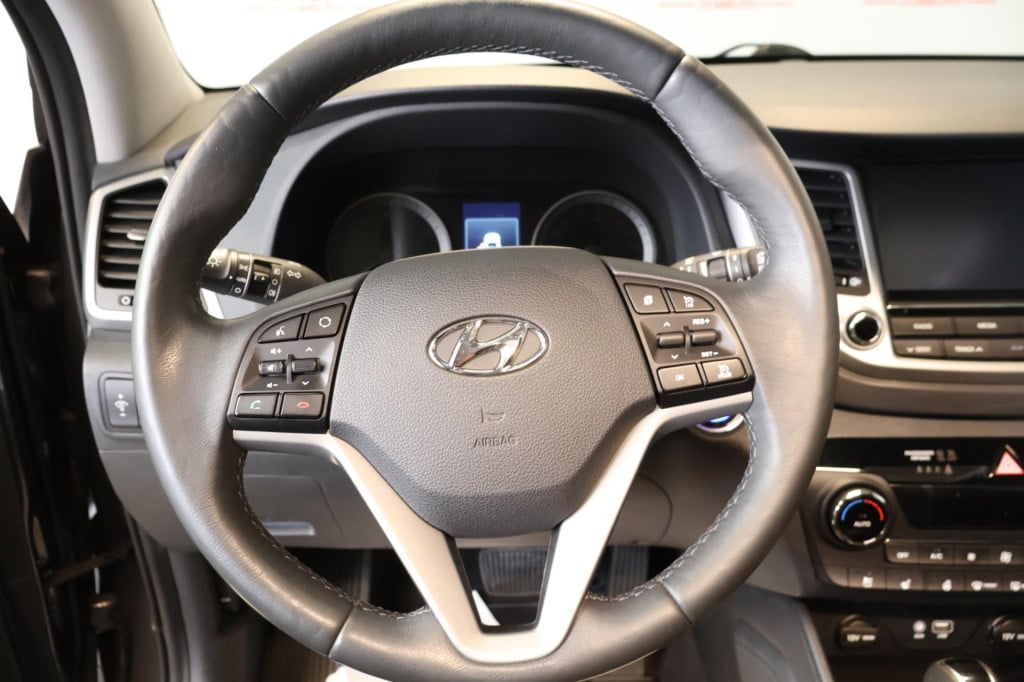 Hyundai Tucson 1.6 t-gdi premium 4wd, carplay, trekhaak, pano, stoel + stuu