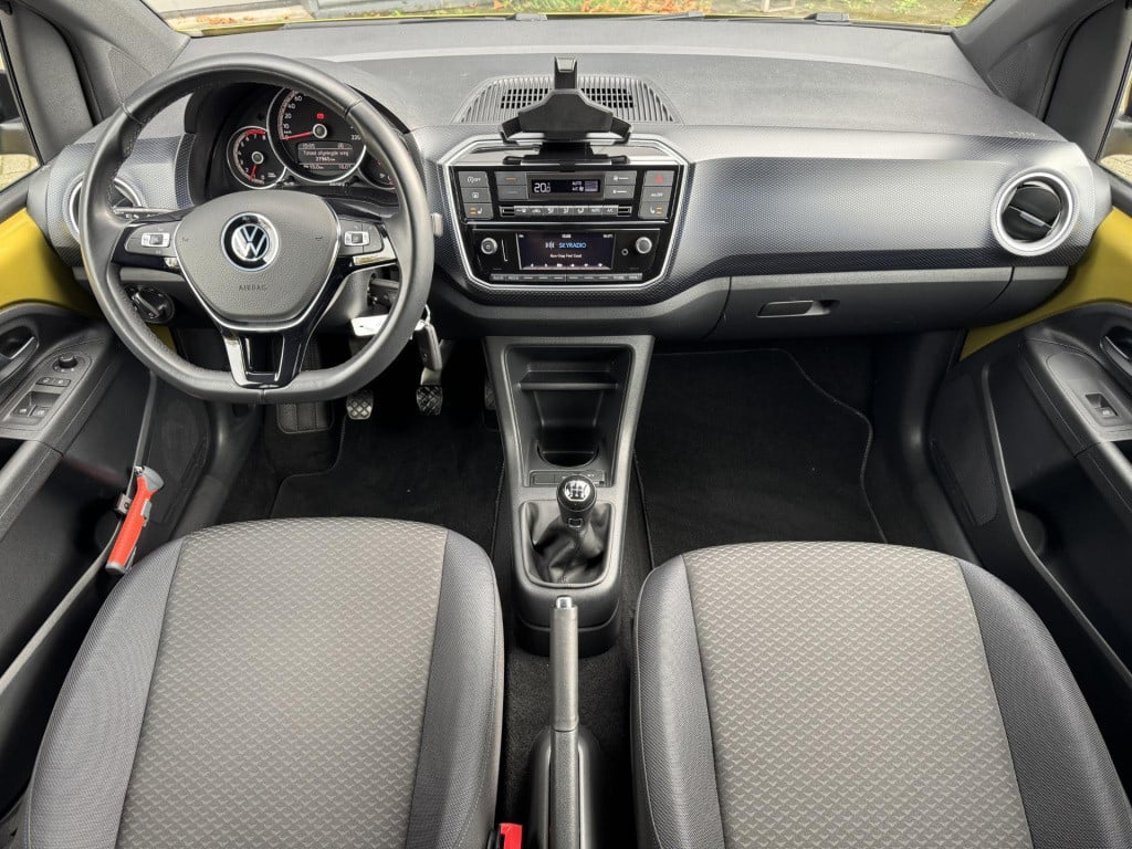 Volkswagen UP! 1.0 united climate control, stoelverwarming!
