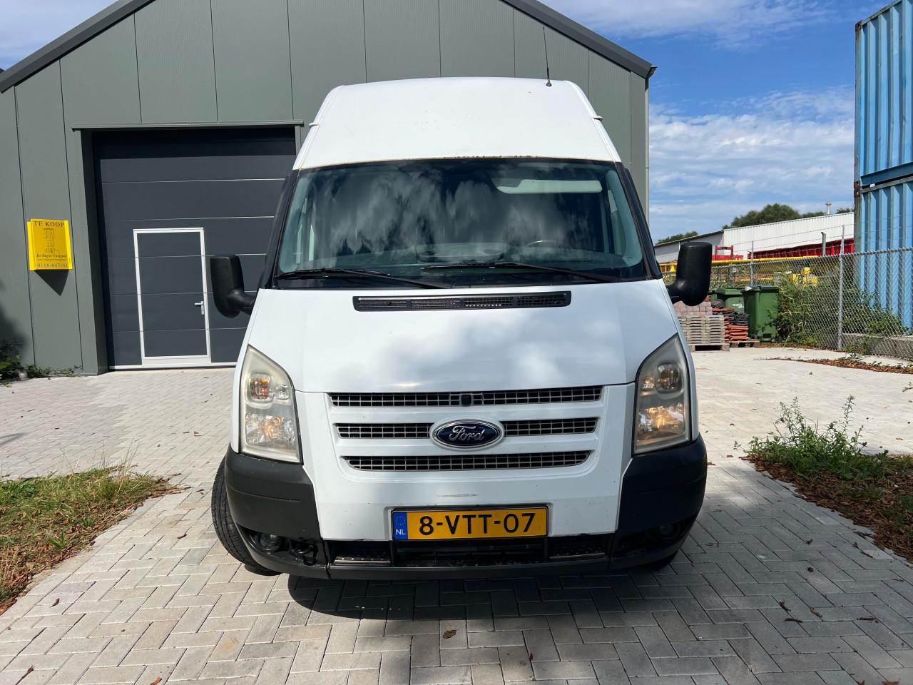 Ford Transit 350L 2.2TDCI Ambiente Airco/cruise