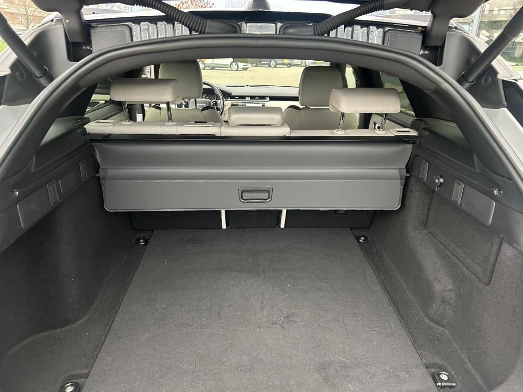 Land Rover Range Rover Velar 2.0 i4 awd r-dynamic se