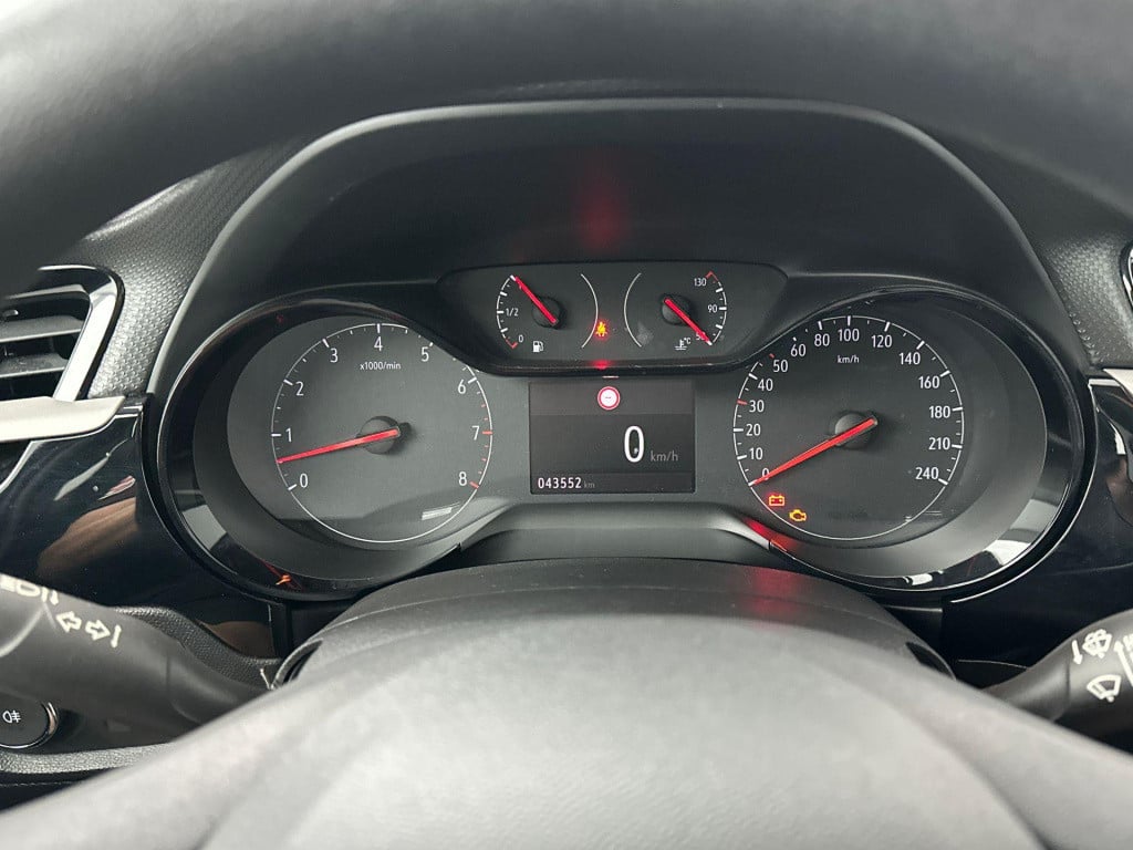 Opel Corsa 1.2 edition | navigatie | apple carplay & android auto | airco