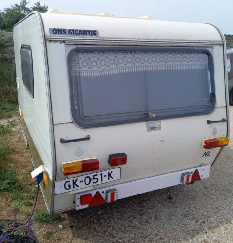 TE KOOP OF TE HUUR!