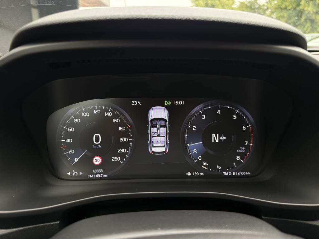 Volvo XC40 1.5 t2 momentum - 12.600km - nieuwstaat -