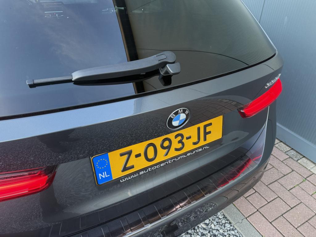 BMW 3-serie touring 330i automaat x-drive high executive
