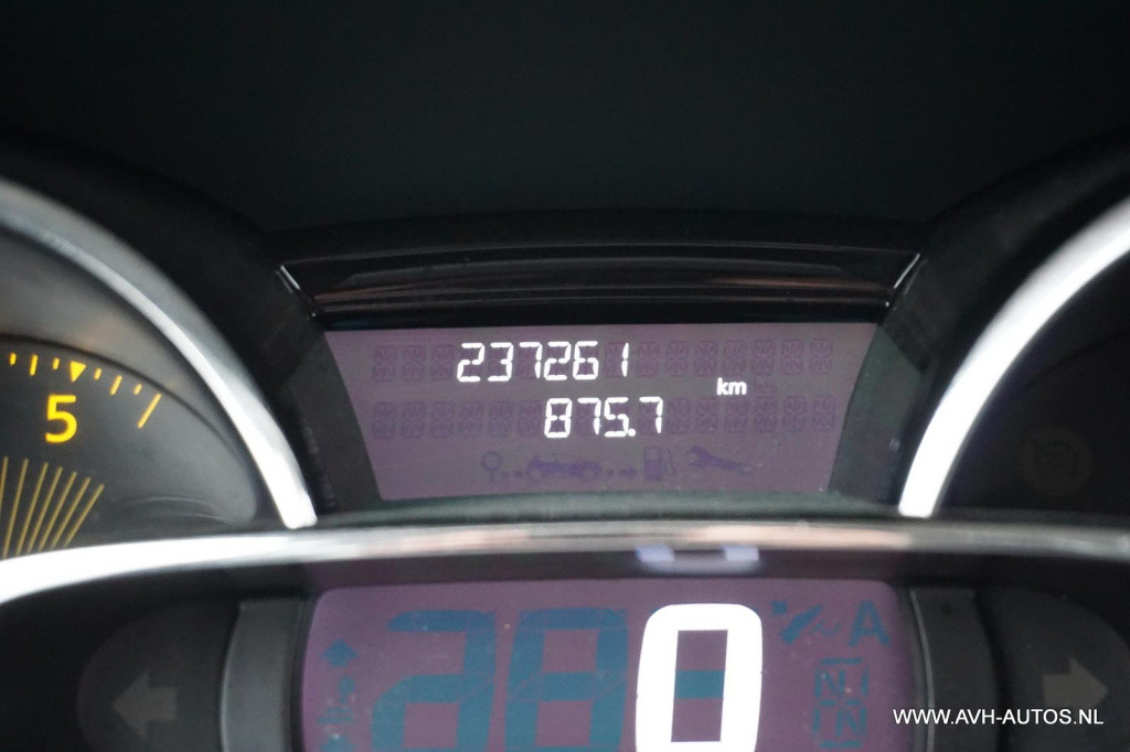 Renault Clio estate 1.5 dci eco dynamique