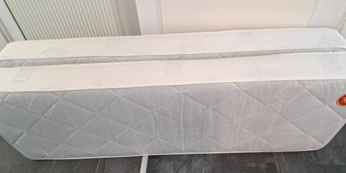 2 x Binnenveringsmatras ● 70x200x21 cm ● SG 40 ● H3