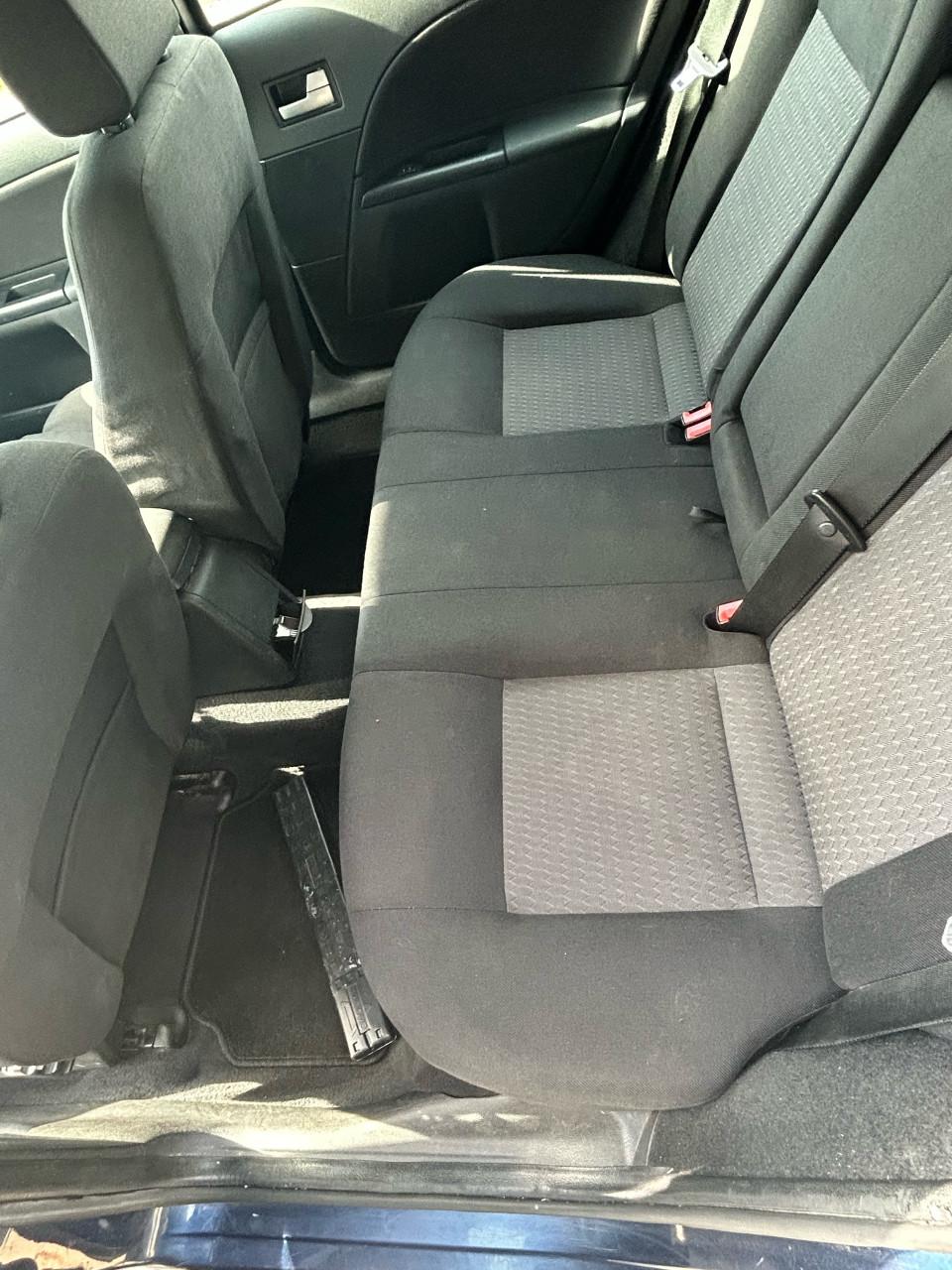 Ford Mondeo 1.8 16V 92KW Wagon 2003 Blauw