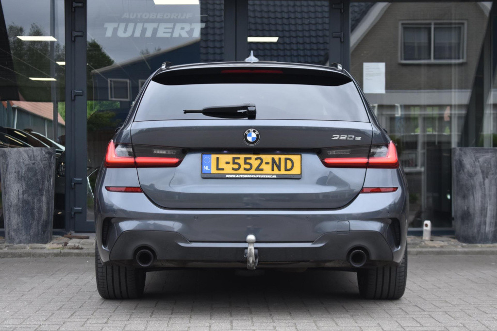 BMW 3-serie touring 320e m-sport | shadow-line | el. wegkl. trekhaak | head