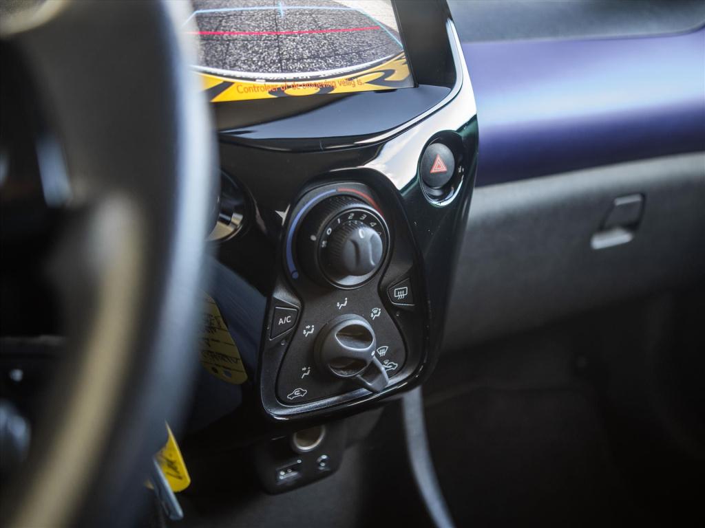 Citroen C1 1.0 vti 72pk 5d feel | apple/android | camera | airco | bluetoot