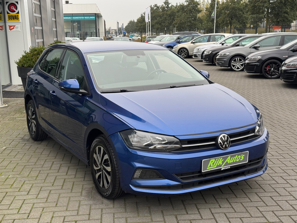Volkswagen Polo 1.0 tsi highline * virtual cockpit * keyless * camera