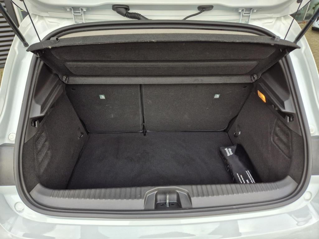 Renault Clio 1.6 e-tech full hybrid 145 evolution camera, navigatie, apple/