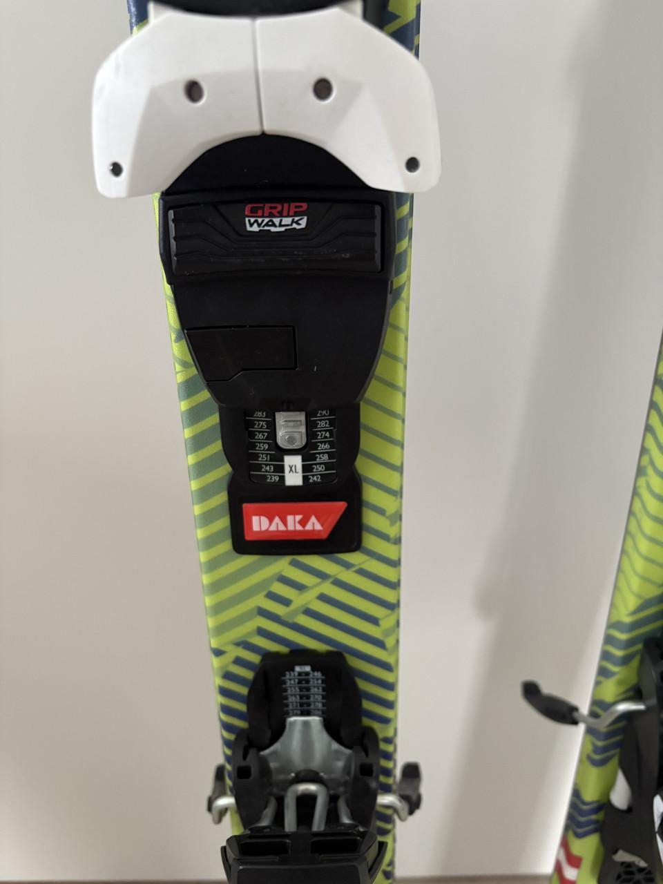 Fischer Ski’s twintip 141 cm