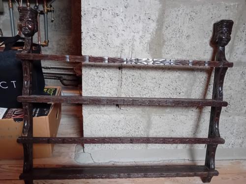 Houten wand/borden rek