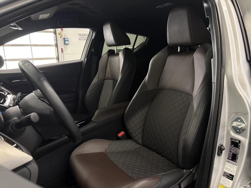 Toyota C-hr 1.8 hybrid executive| camera| jbl| adap.cruise| stoel+ stuur.ve